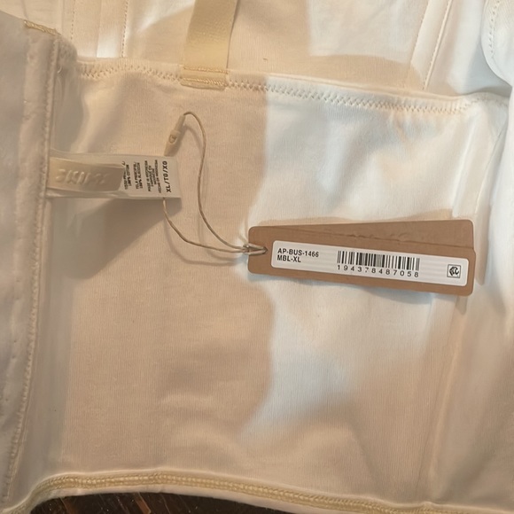 SKIMS NWT Cotton Corset Bra Top - Picture 8 of 9
